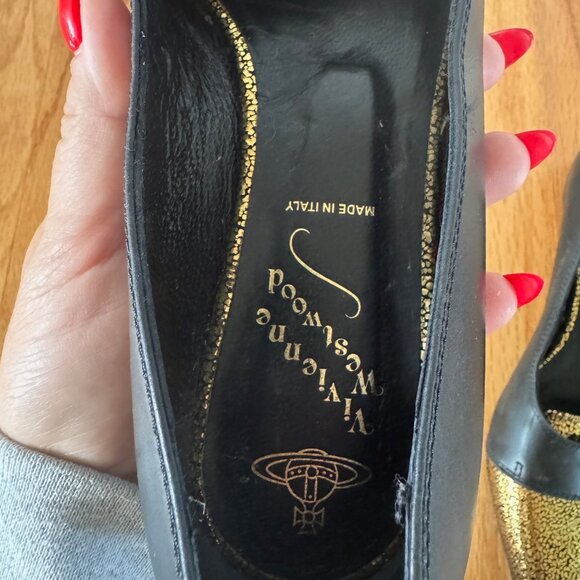 Vivienne Westwood Flat with Gold Buckle Size 36 - Picture 2 of 5